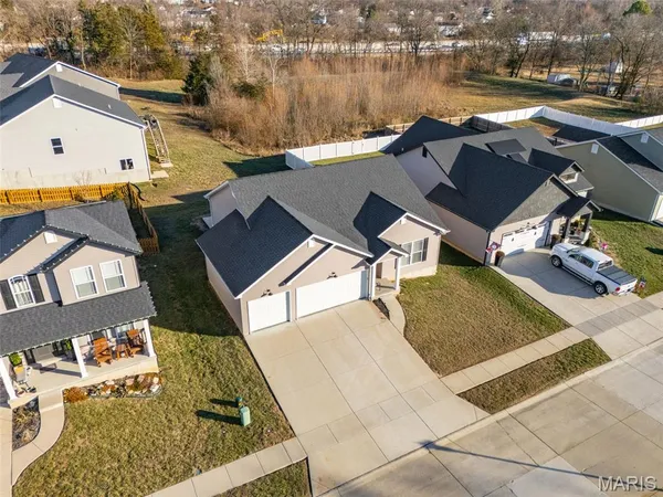 $345,000 | 1018 Savanna Place Drive, Festus, MO 63028