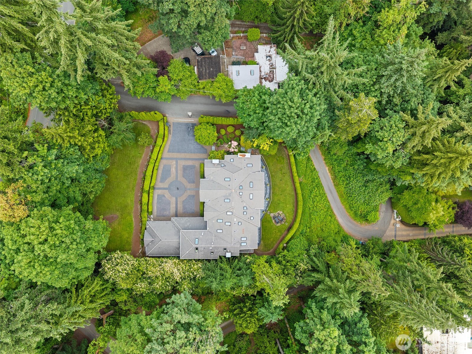 6434 East Mercer Way Mercer Island, WA 98040 - Photo 38 of 40
