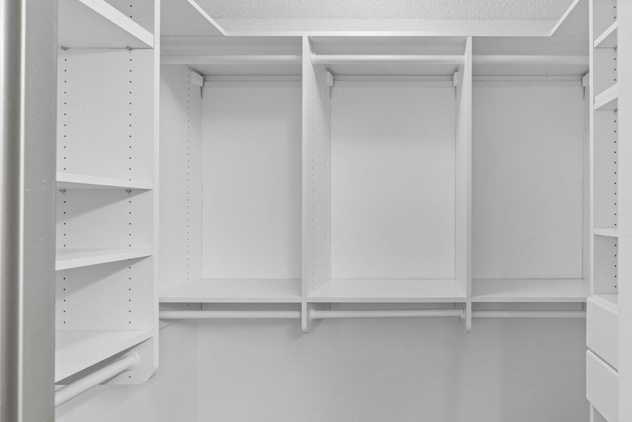 21728 Arriba Real, Unit 34H Boca Raton, FL 33433 - Photo 17 of 26 Walk in closet