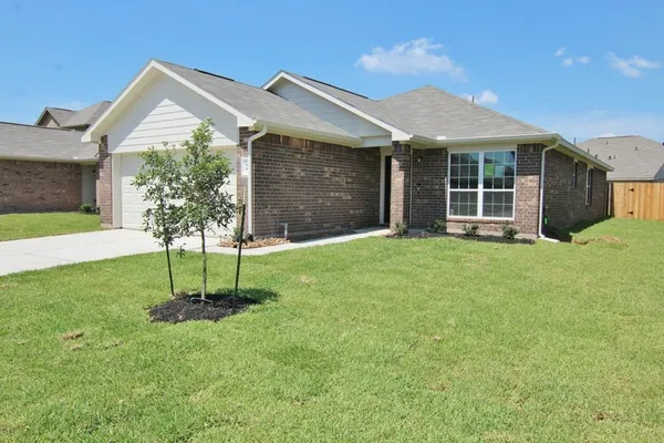 $2,150 | 11 Lazy Swing Court, Manvel, TX 77578