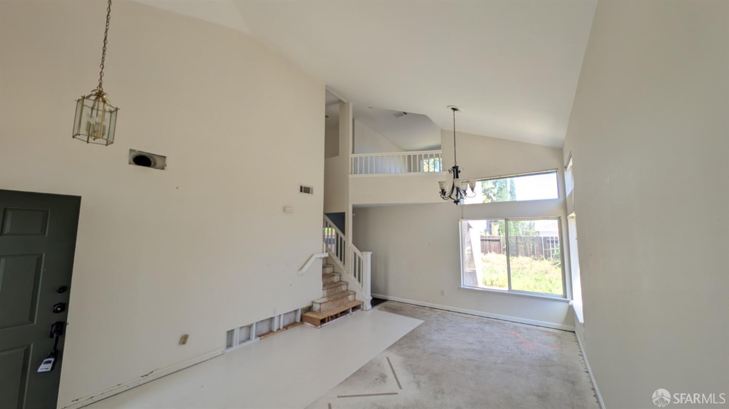 1225 Rockspring Way Antioch, CA 94531 - Photo 4 of 15