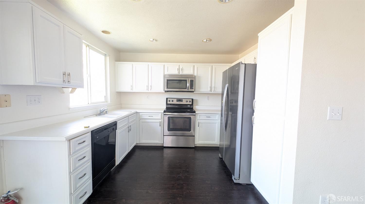 1225 Rockspring Way Antioch, CA 94531 - Photo 8 of 15