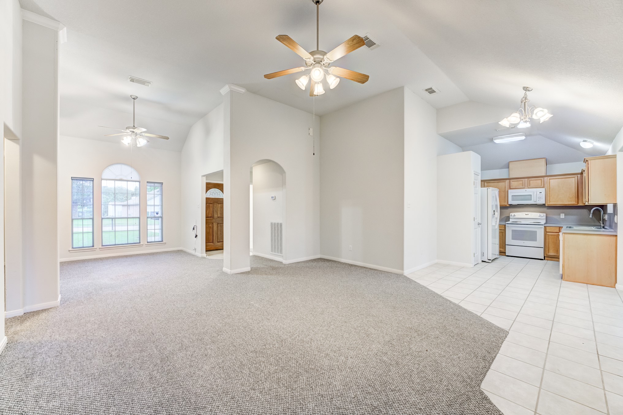 1140 Thomas Drive Angleton, TX 77515 - Photo 12 of 31
