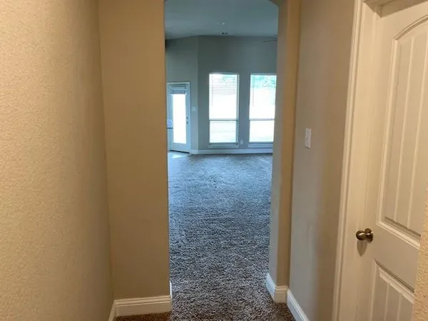 $2,280 | 705 Buffalo Creek Drive, Cleburne, TX 76033