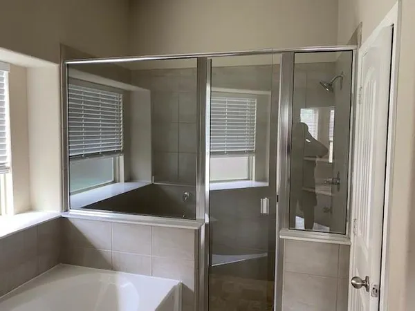 $2,280 | 705 Buffalo Creek Drive, Cleburne, TX 76033