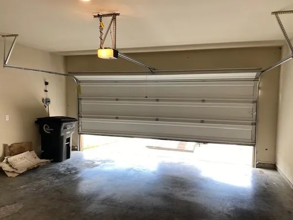 $2,280 | 705 Buffalo Creek Drive, Cleburne, TX 76033