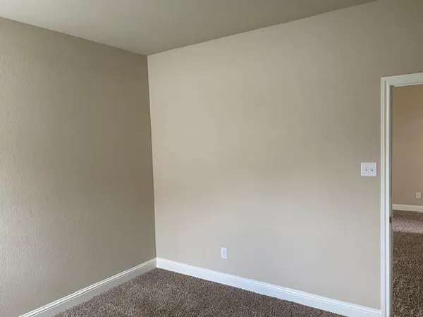 $2,280 | 705 Buffalo Creek Drive, Cleburne, TX 76033