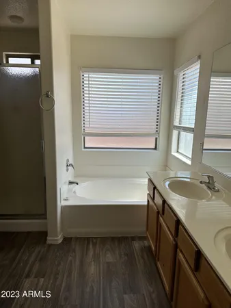 $2,150 | 3919 East Longhorn Drive, Gilbert, AZ 85297