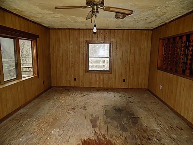 142 Goodhill Road Prosperity, PA 15329 - Photo 8 of 19