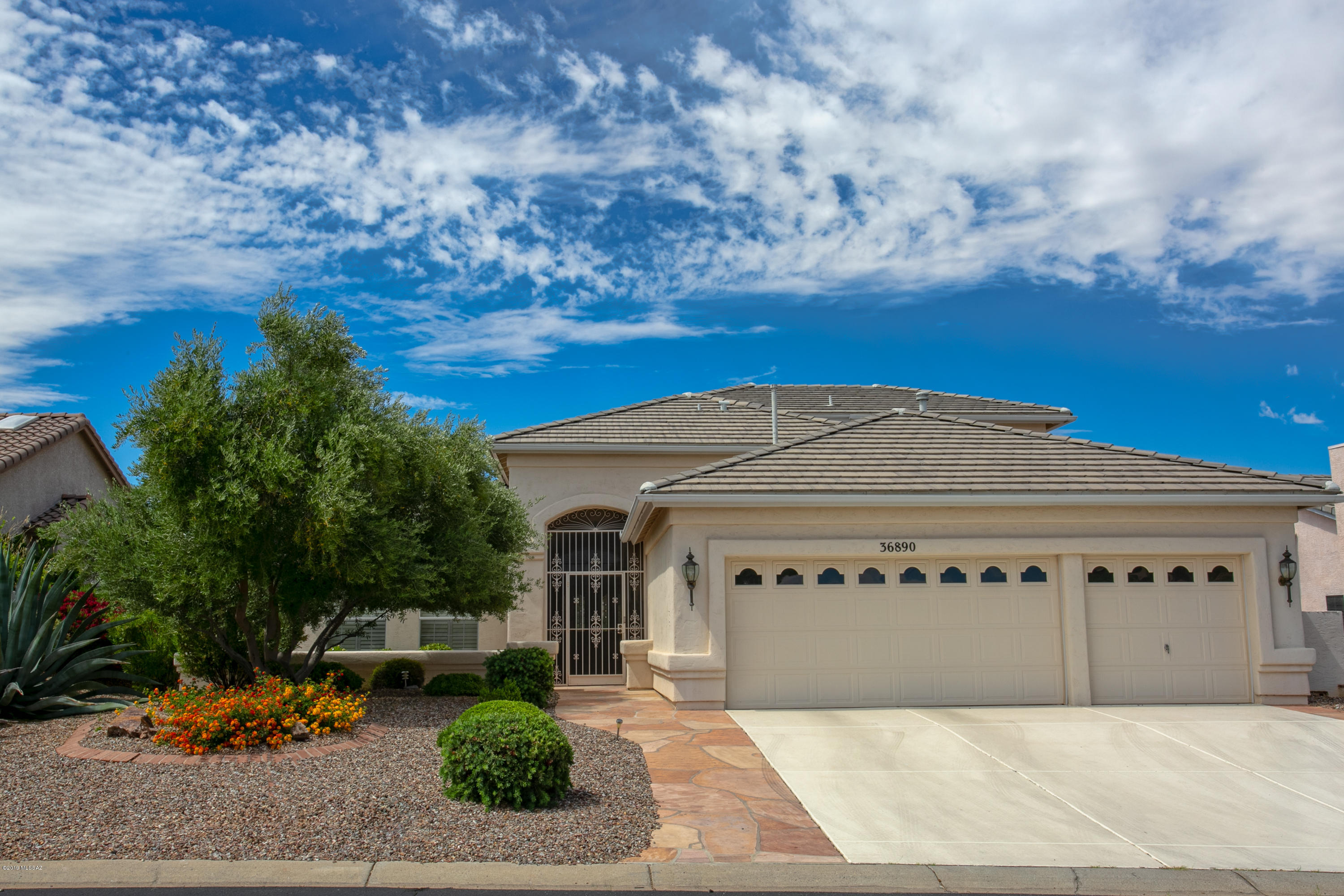 36890 South Ridgeview Boulevard Tucson, AZ 85739 - Photo 1 of 36