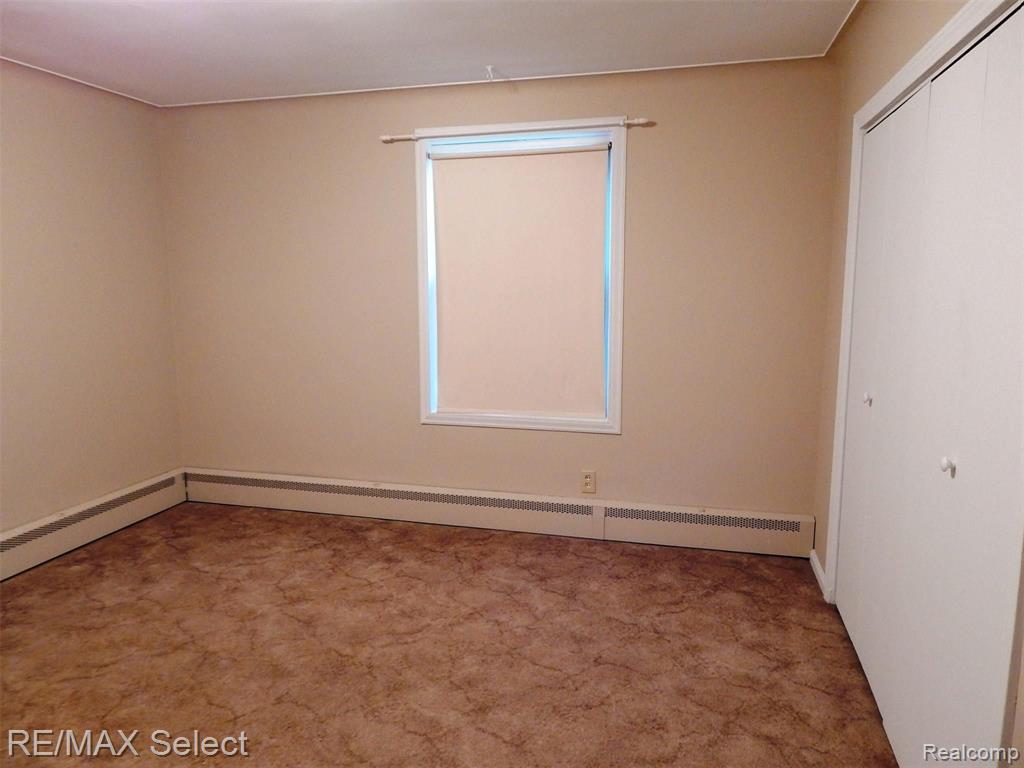 5455 Corunna Road Flint, MI 48532 - Photo 14 of 21