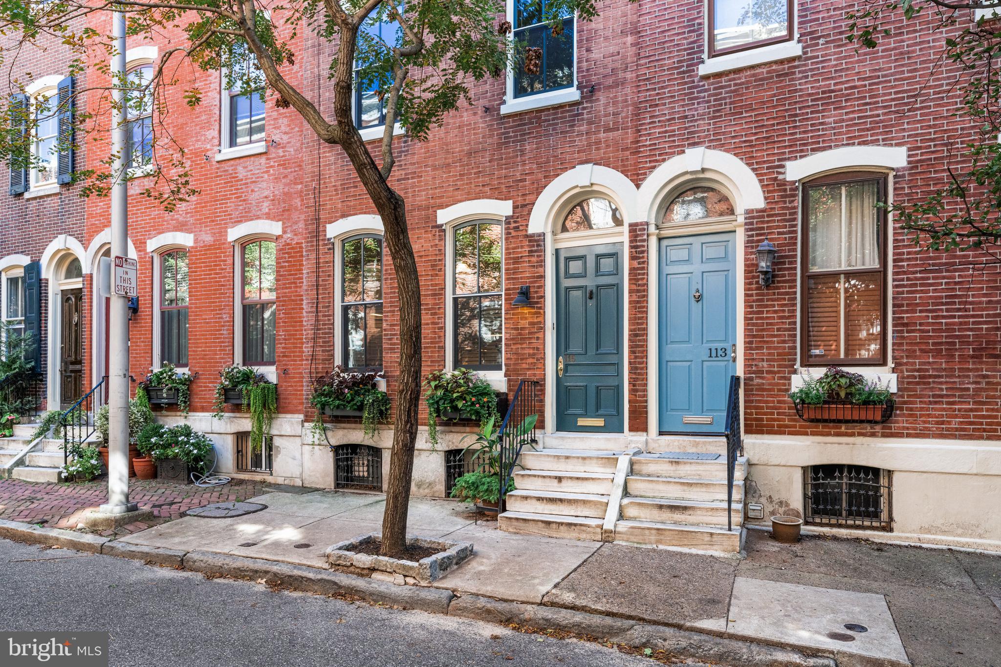 115 North Lambert Street Philadelphia, PA 19103 - Photo 2 of 50