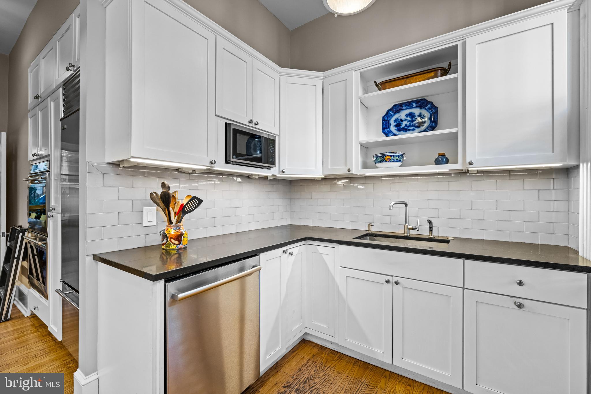 115 North Lambert Street Philadelphia, PA 19103 - Photo 25 of 50