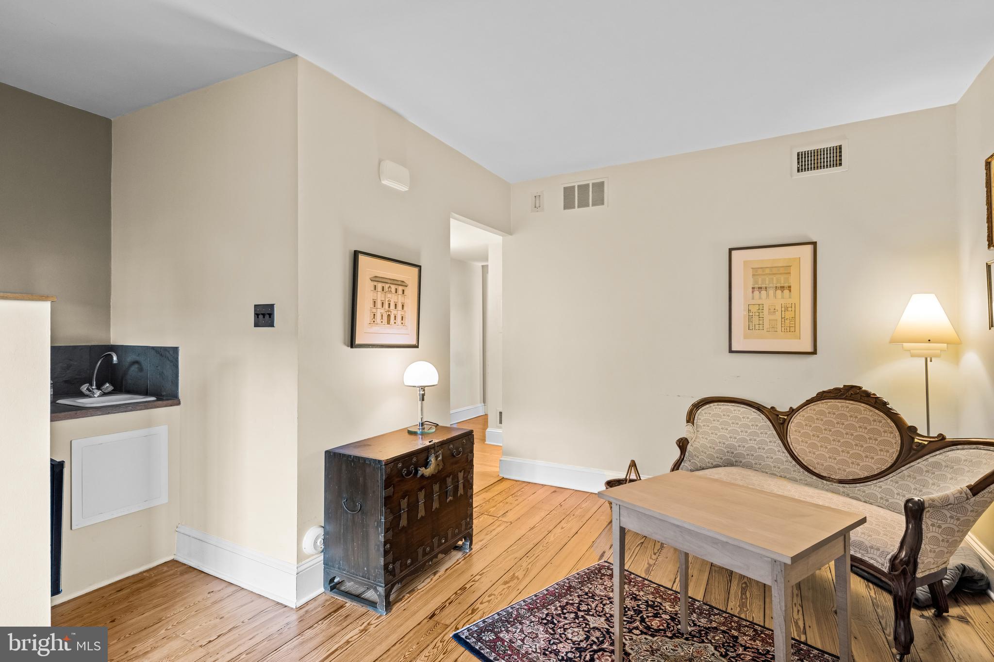 115 North Lambert Street Philadelphia, PA 19103 - Photo 37 of 50