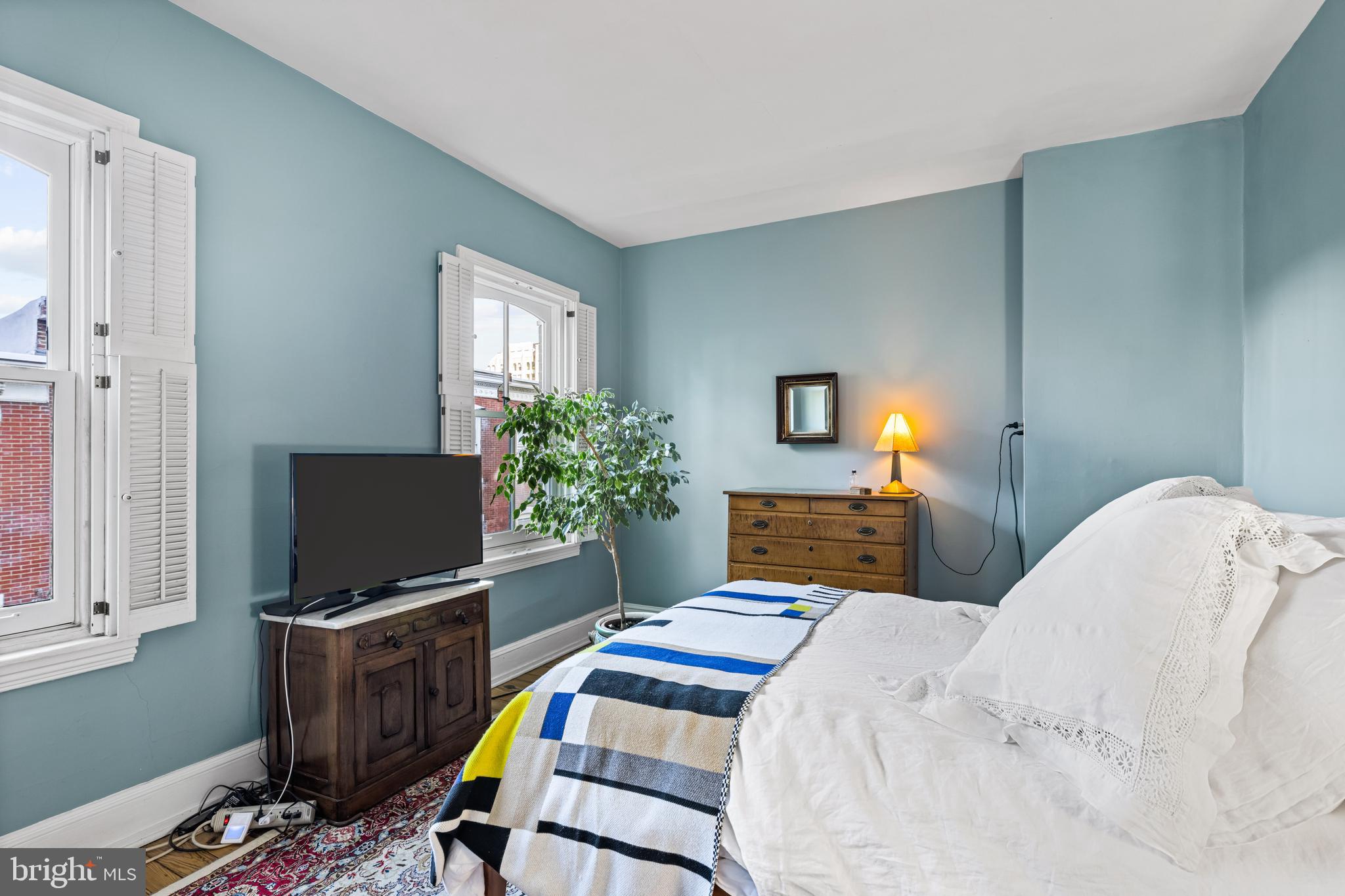 115 North Lambert Street Philadelphia, PA 19103 - Photo 40 of 50