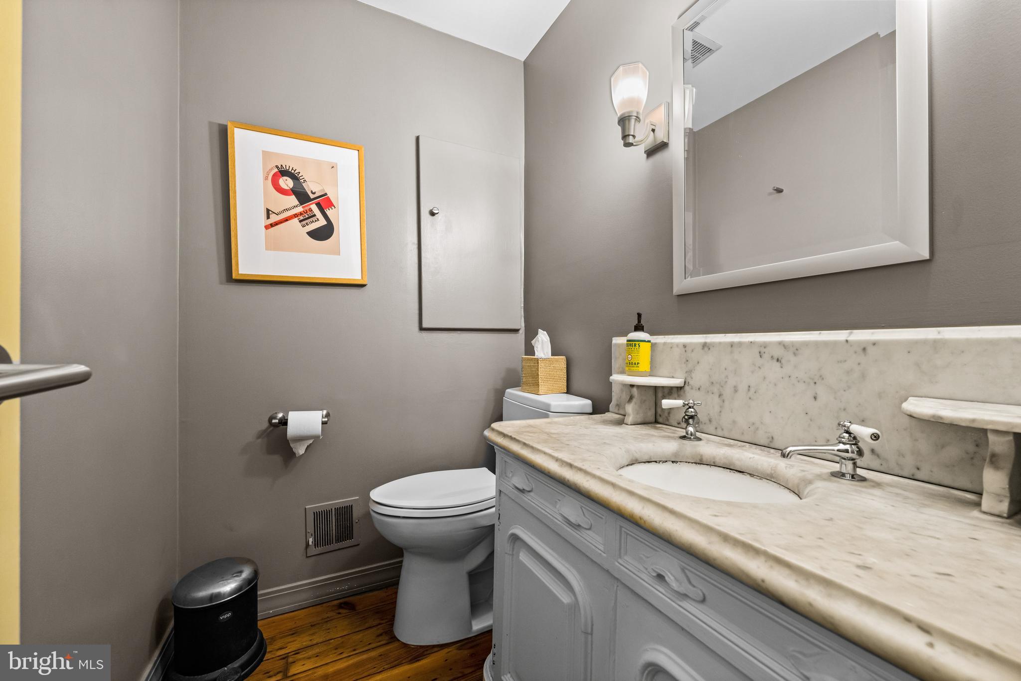 115 North Lambert Street Philadelphia, PA 19103 - Photo 8 of 50