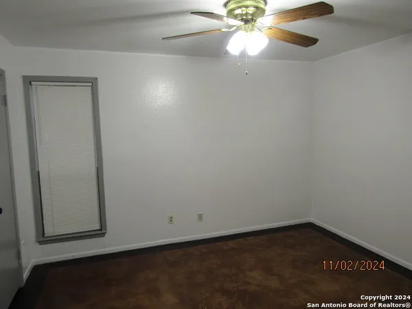 $1,000 | 3843 Barrington Street, Unit 147L, San Antonio, TX 78217