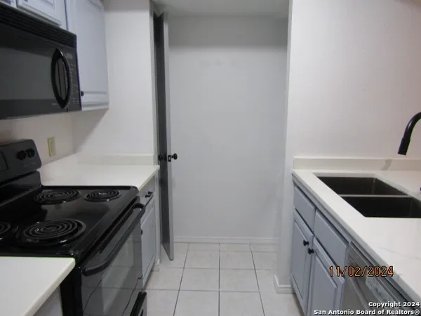 $1,000 | 3843 Barrington Street, Unit 147L, San Antonio, TX 78217