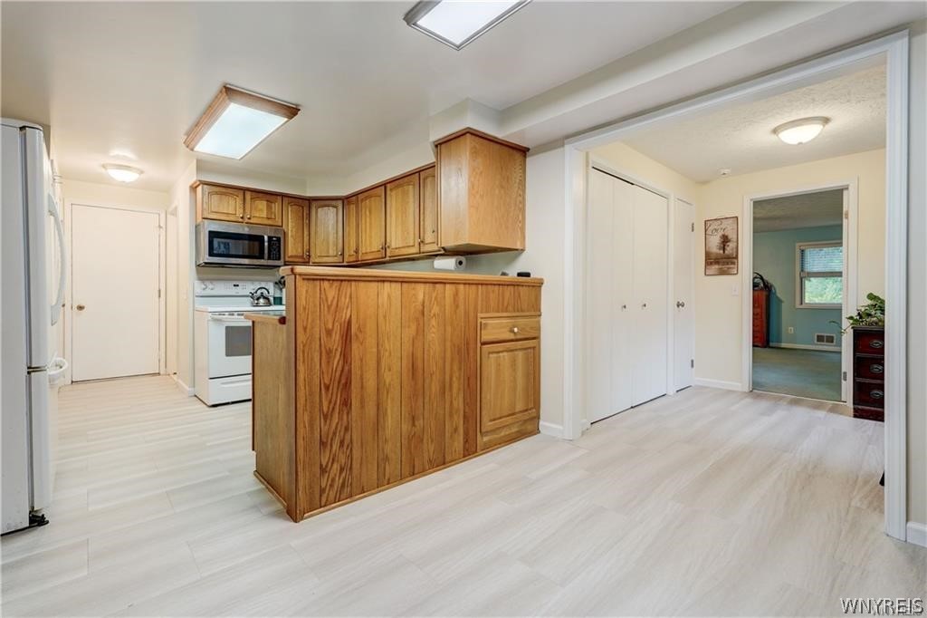 6 High Point Drive Parma, NY 14559 - Photo 23 of 46