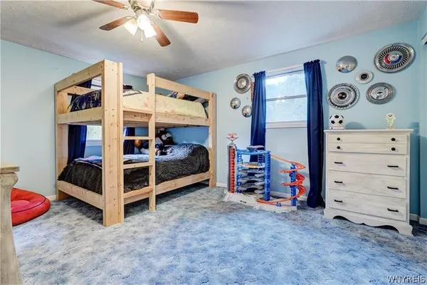 $399,900 | 6 High Point Drive, Parma, NY 14559