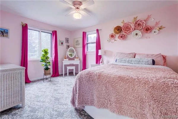 $399,900 | 6 High Point Drive, Parma, NY 14559