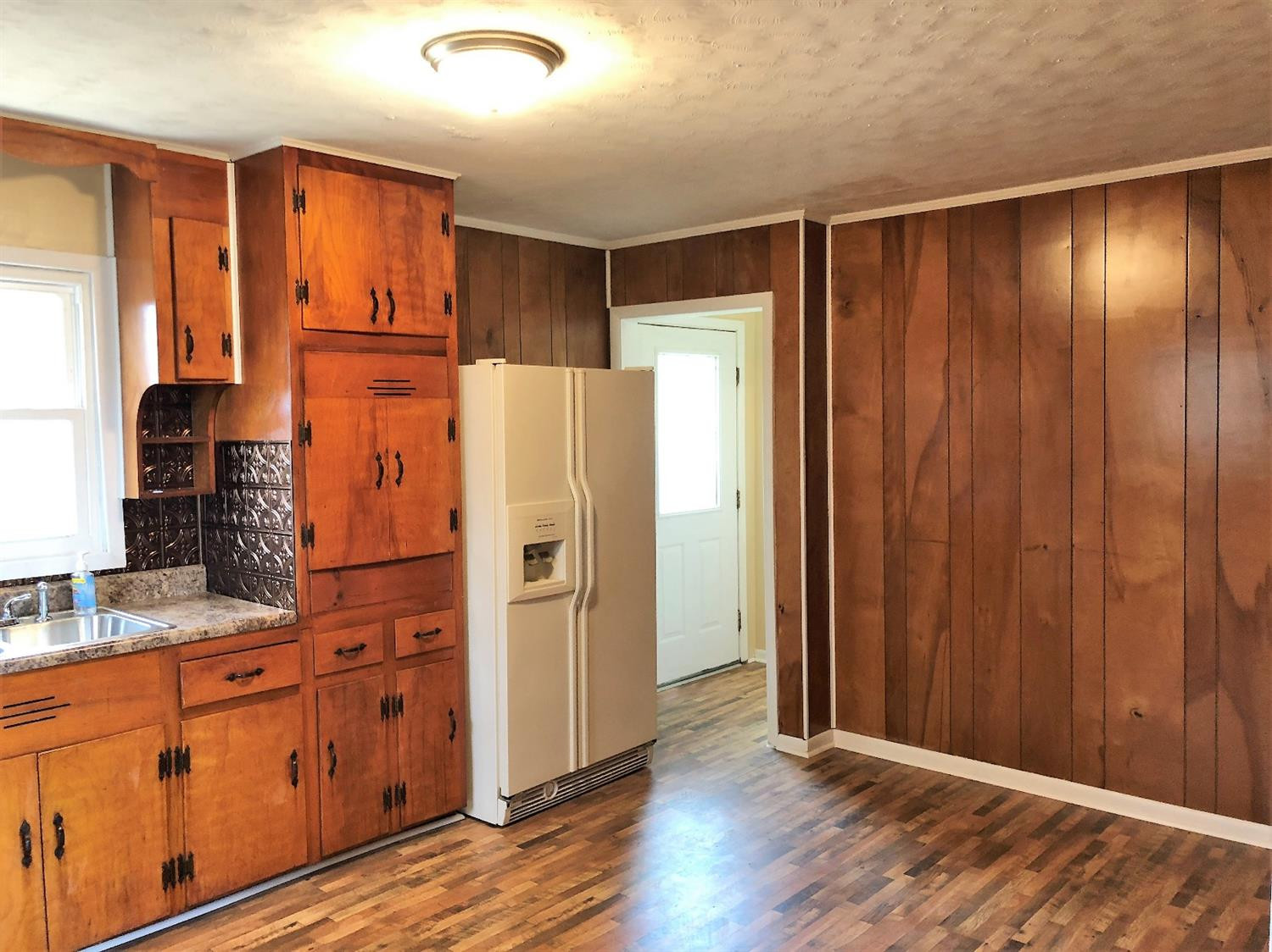 2555 Lexington Road Richmond, KY 40475 - Photo 8 of 19 Photo 8