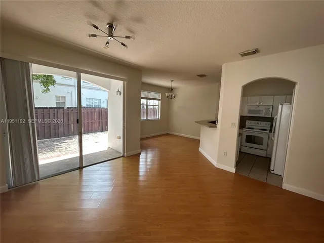 $3,300 | 7839 Northwest 110th Avenue, Unit 7839, Doral, FL 33178