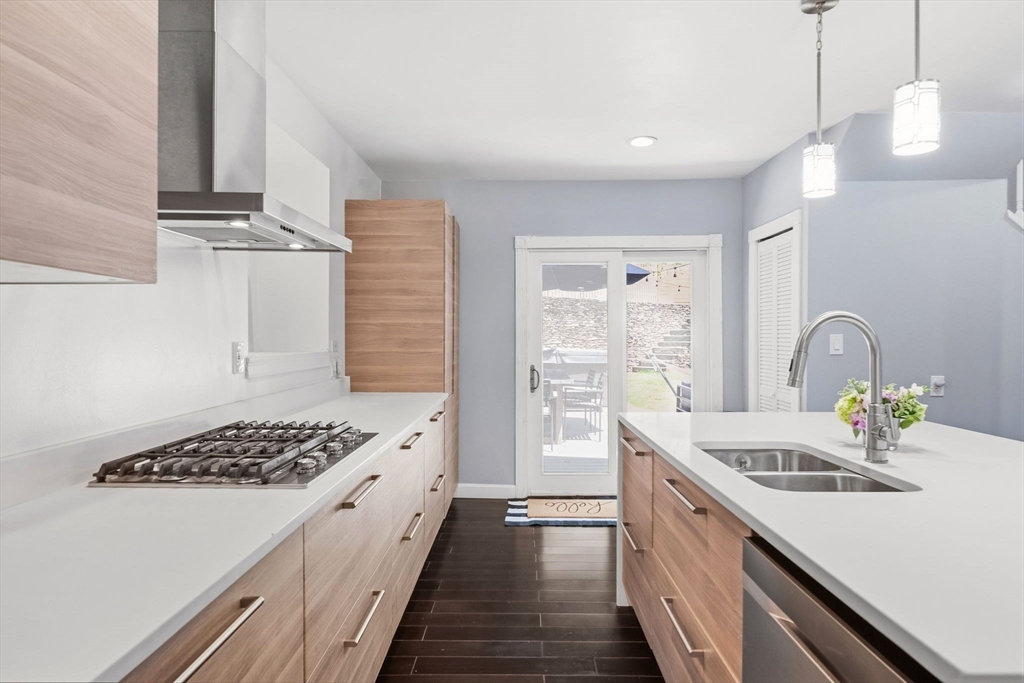 22 Cedar Street Wellesley, MA 02481 - Photo 13 of 37