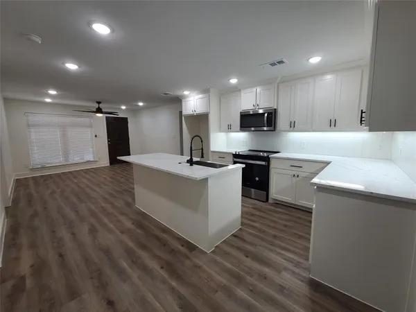 $2,000 | 2015 Knight Road, Denison, TX 75020