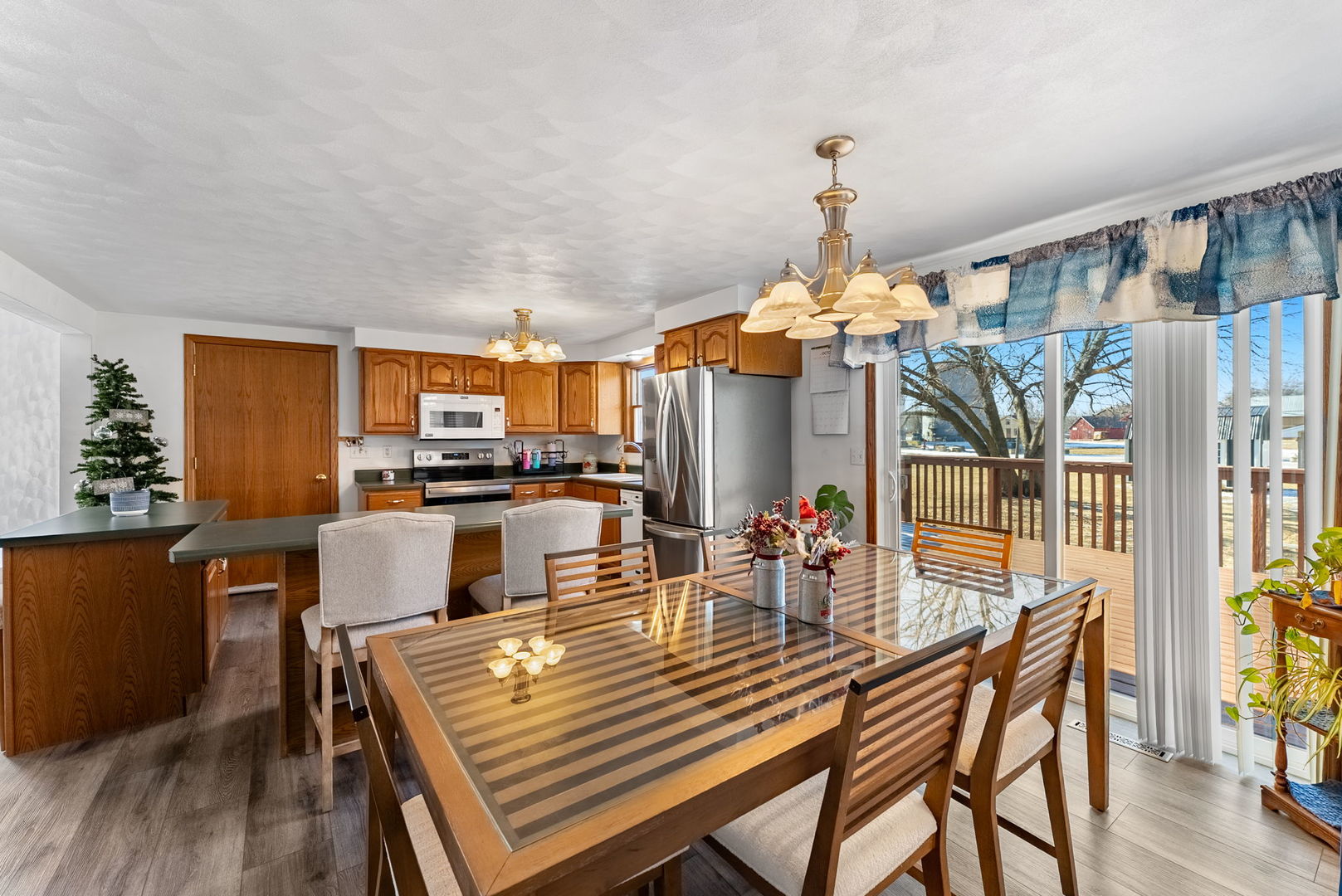 401 North Ridge Street Cambridge, IL 61238 - Photo 9 of 23