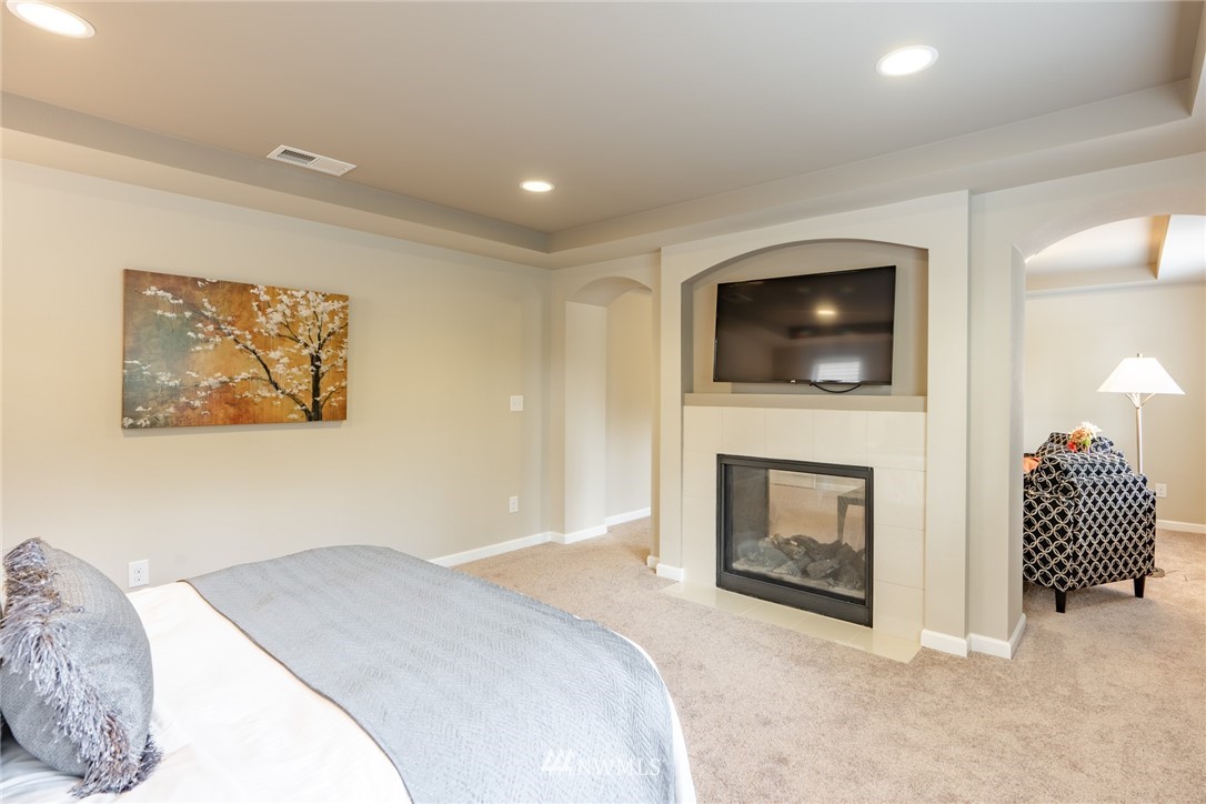 16233 38th Drive Southeast Bothell, WA 98012 - Photo 15 of 23 Gallery Image 15