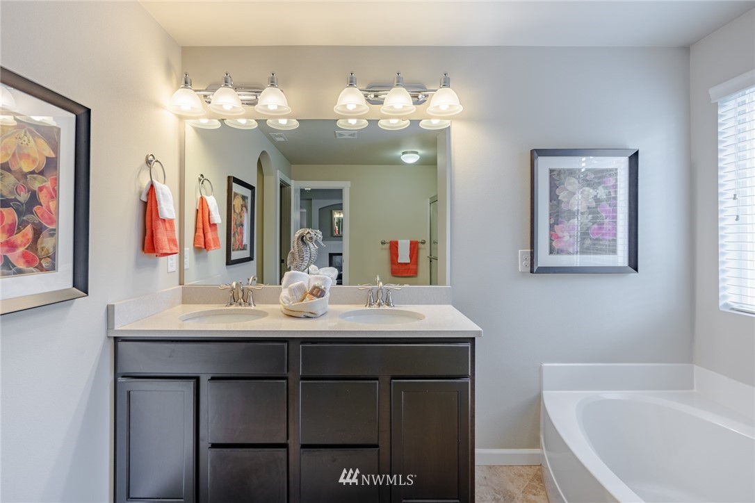 16233 38th Drive Southeast Bothell, WA 98012 - Photo 16 of 23 Gallery Image 16