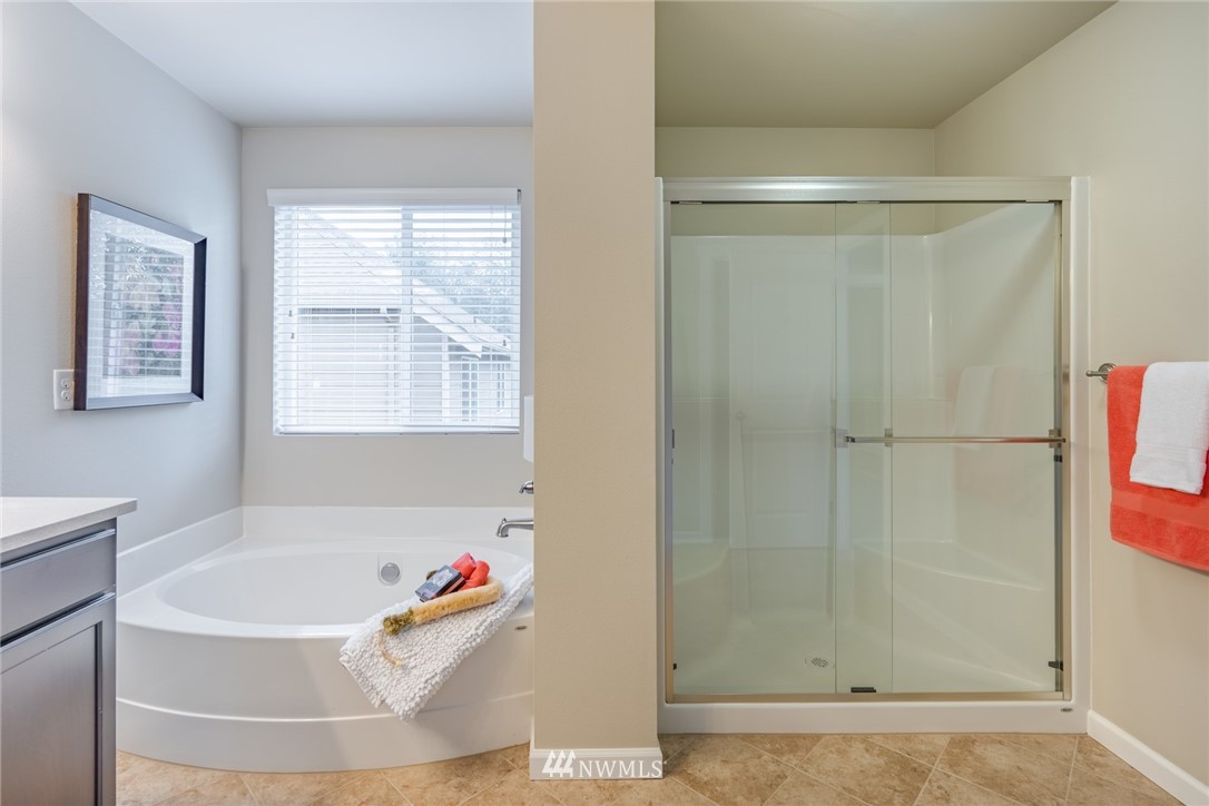 16233 38th Drive Southeast Bothell, WA 98012 - Photo 17 of 23 Gallery Image 17