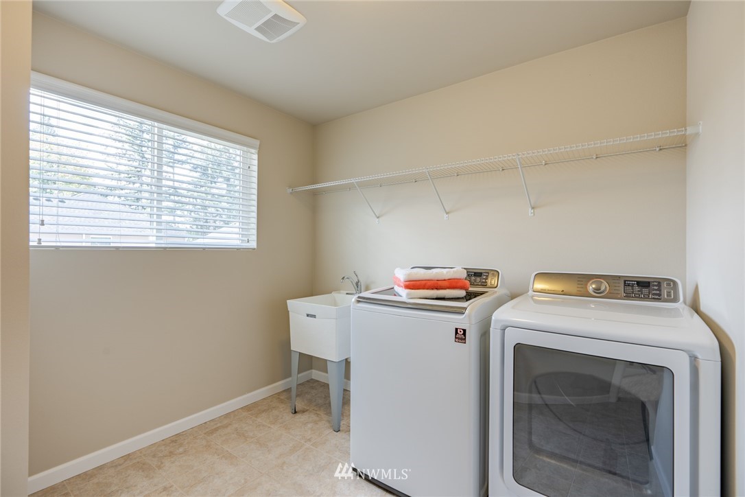 16233 38th Drive Southeast Bothell, WA 98012 - Photo 20 of 23 Gallery Image 20