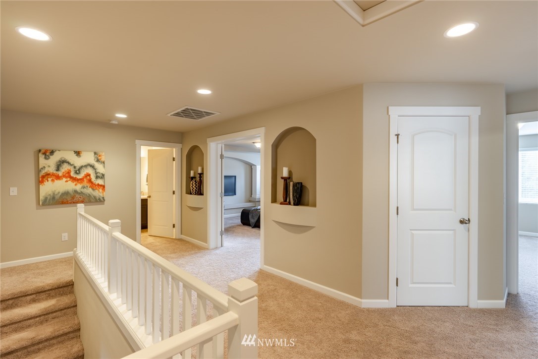 16233 38th Drive Southeast Bothell, WA 98012 - Photo 21 of 23 Gallery Image 21