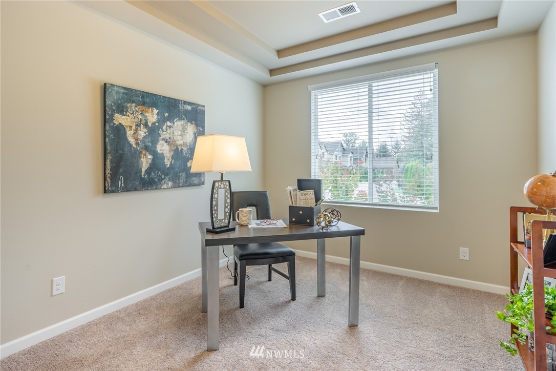 16233 38th Drive Southeast Bothell, WA 98012 - Photo 4 of 23 Gallery Image 4