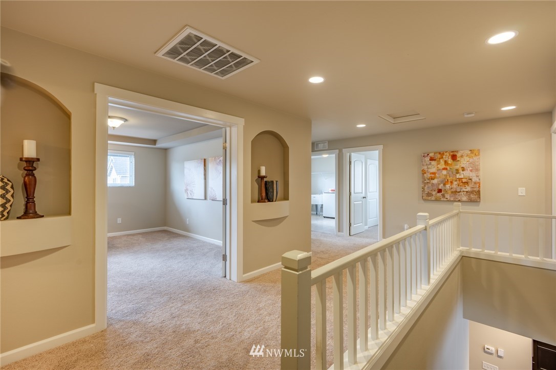 16233 38th Drive Southeast Bothell, WA 98012 - Photo 10 of 23 Gallery Image 10