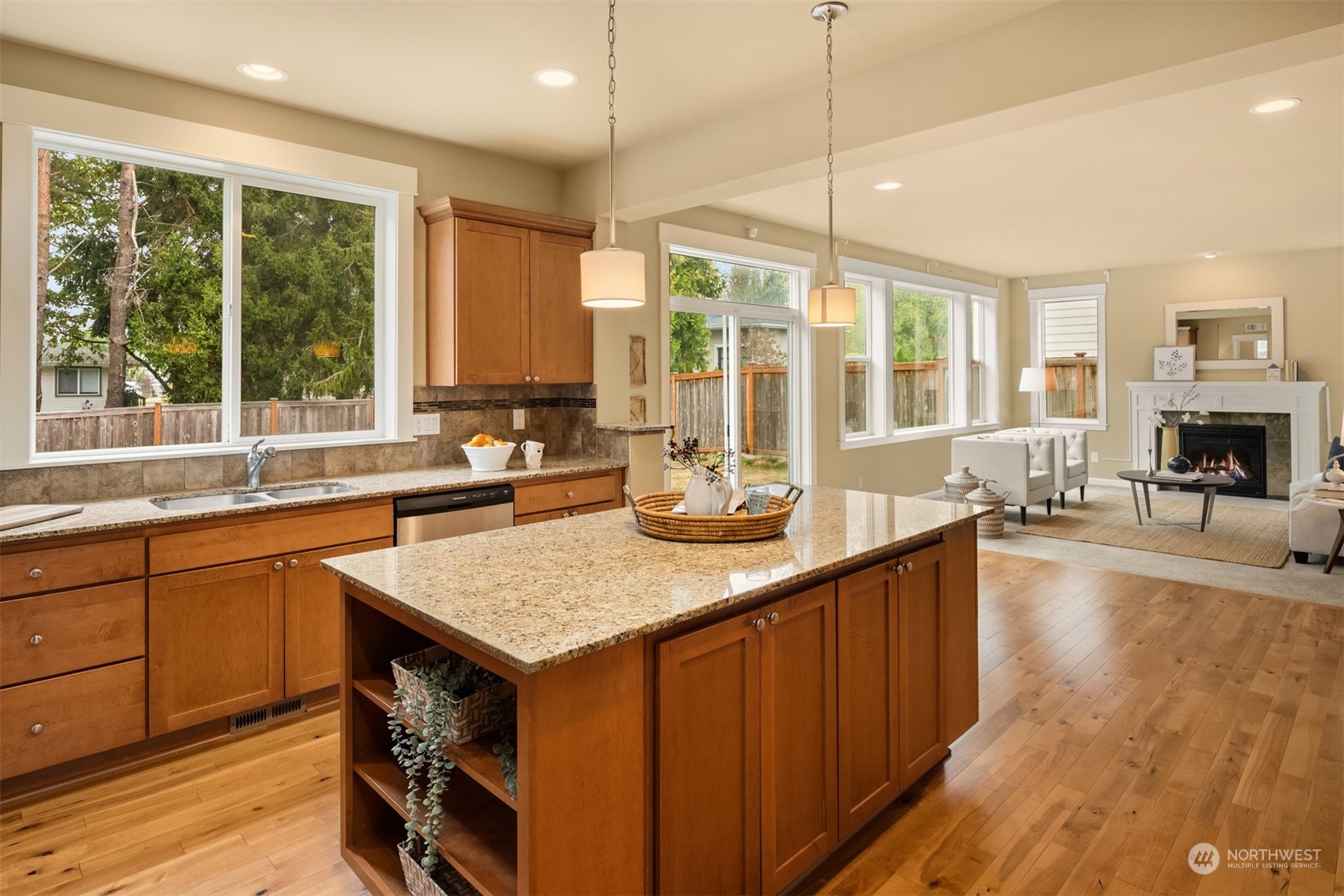 5718 Northeast 7th Place Renton, WA 98059 - Photo 14 of 34 Gallery Image 14