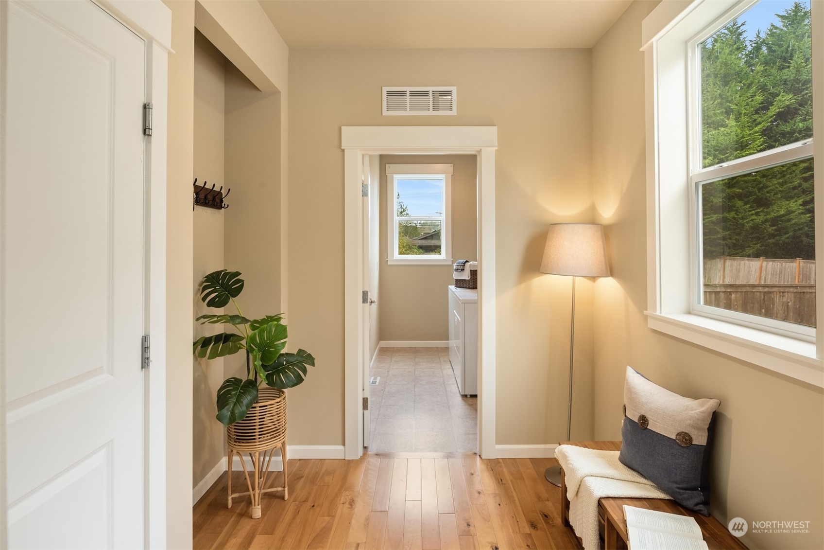 5718 Northeast 7th Place Renton, WA 98059 - Photo 16 of 34 Gallery Image 16