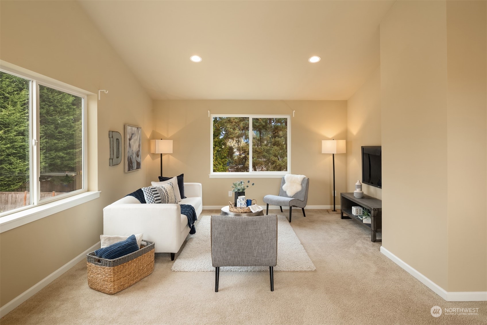 5718 Northeast 7th Place Renton, WA 98059 - Photo 18 of 34 Gallery Image 18