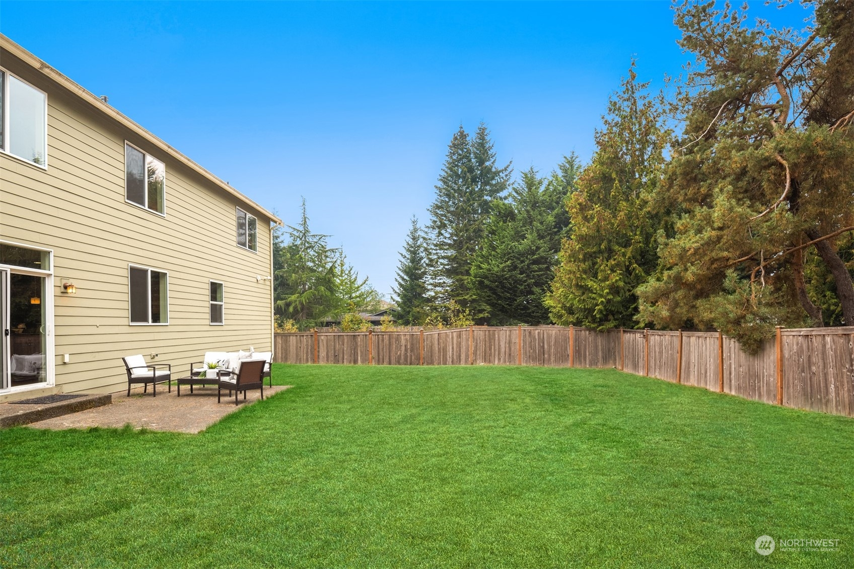 5718 Northeast 7th Place Renton, WA 98059 - Photo 32 of 34 Gallery Image 32
