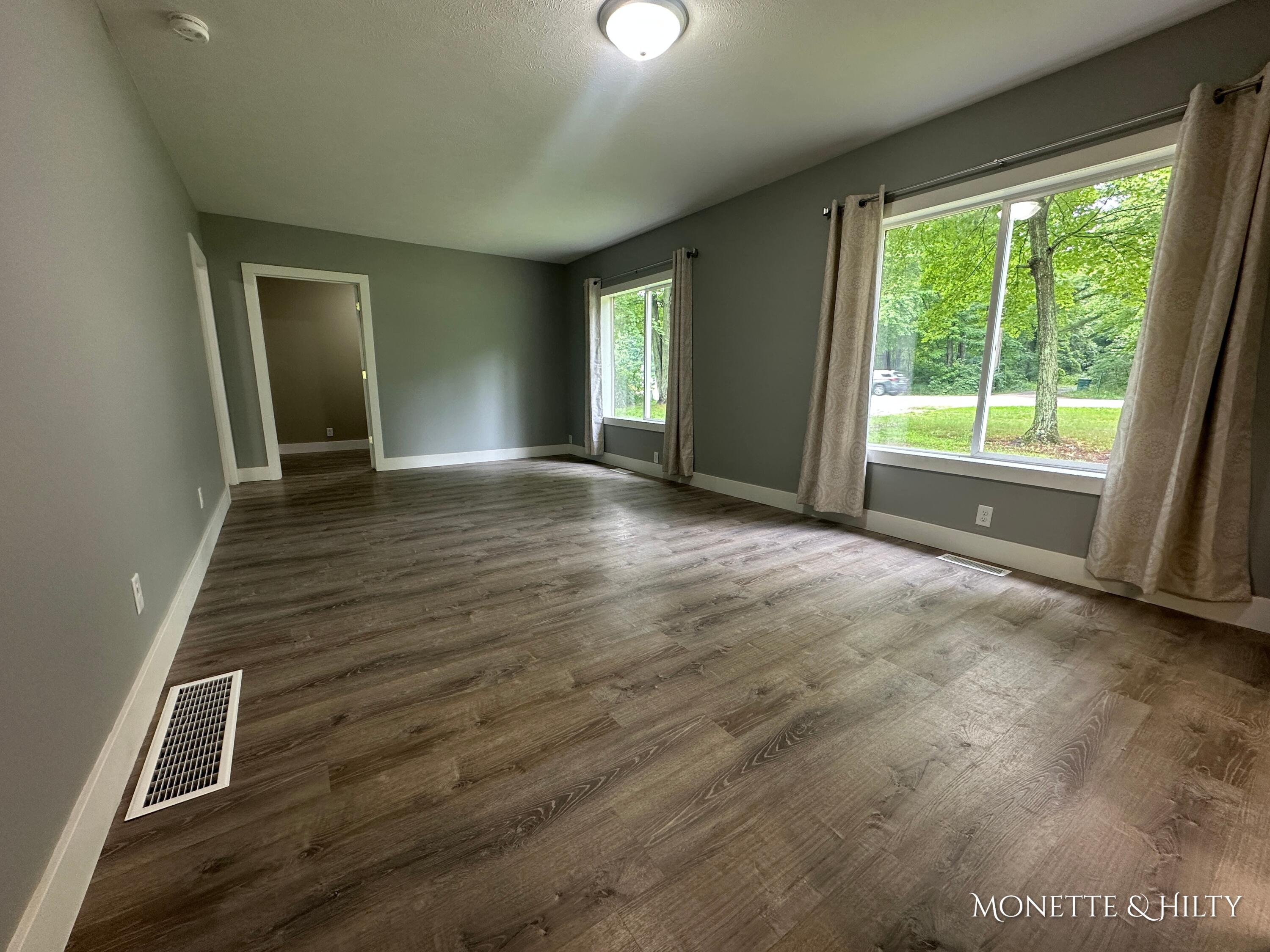8400 Holton Road Holton, MI 49425 - Photo 5 of 14 IMG_1231