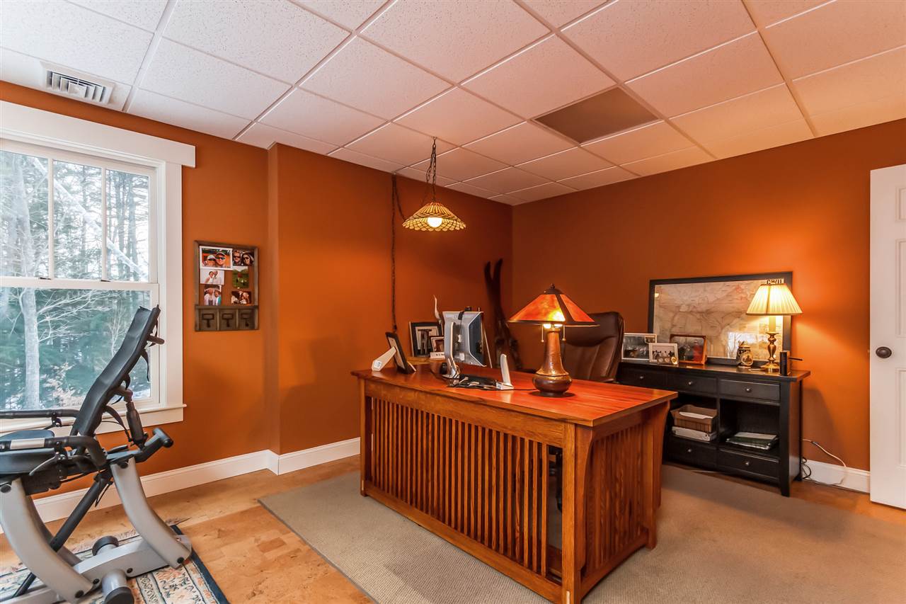 233 Grapevine Road Dunbarton, NH 03046 - Photo 27 of 33