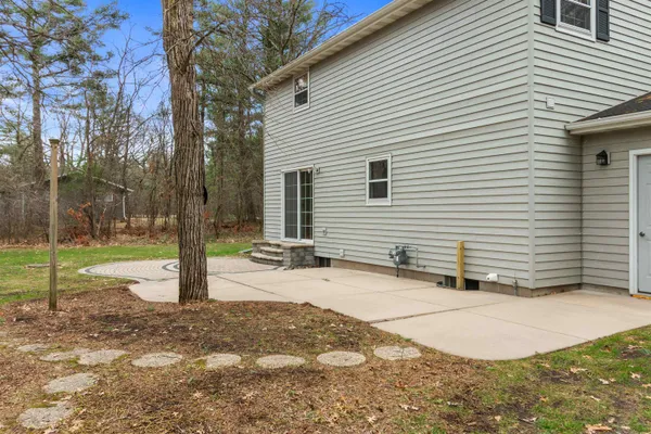 $300,000 | 3711 Parkland Lane, Wisconsin Rapids, WI 54494