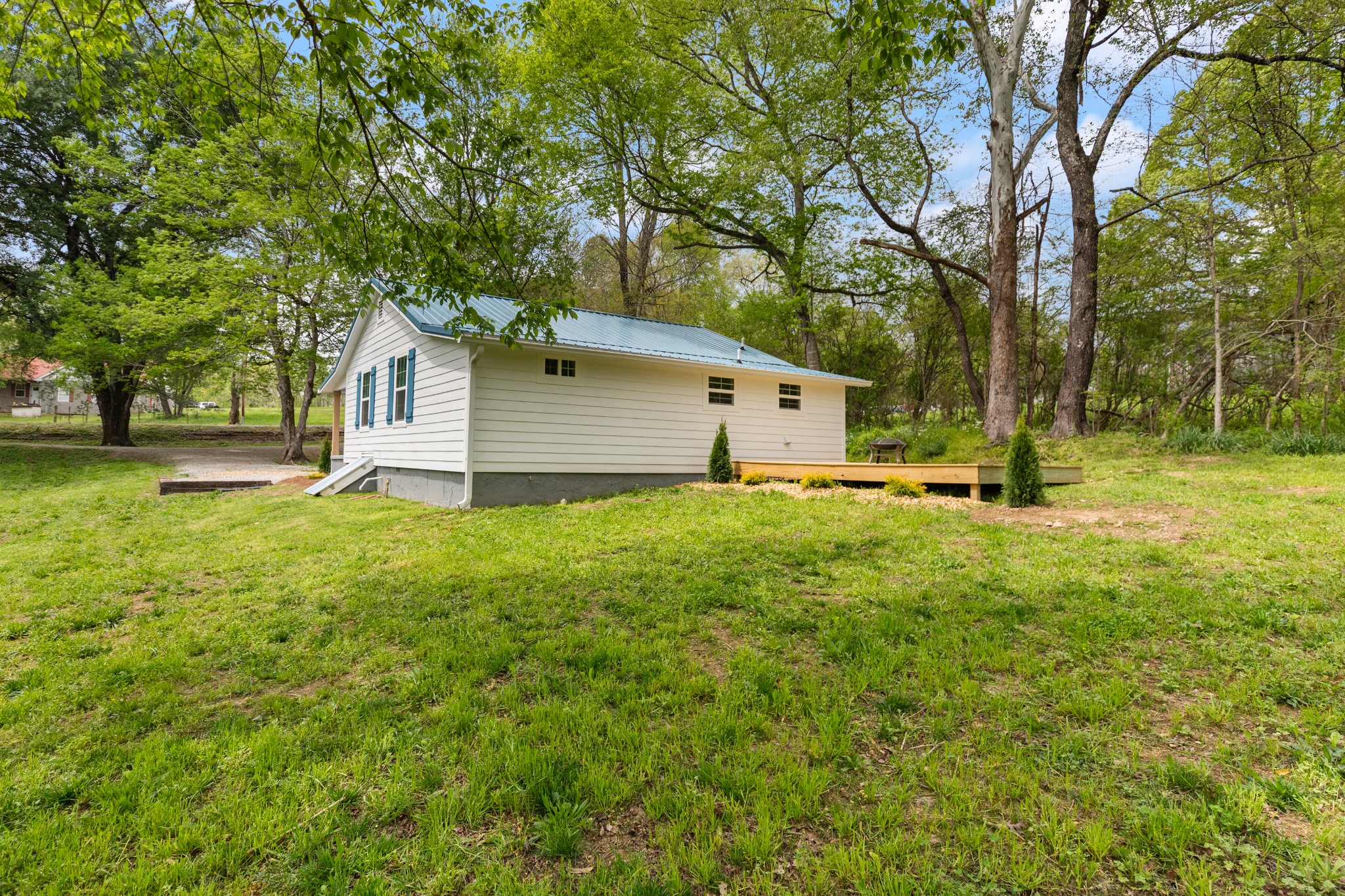 7517 Johnny Crow Road Lyles, TN 37098 - Photo 34 of 38 Gallery Image 34