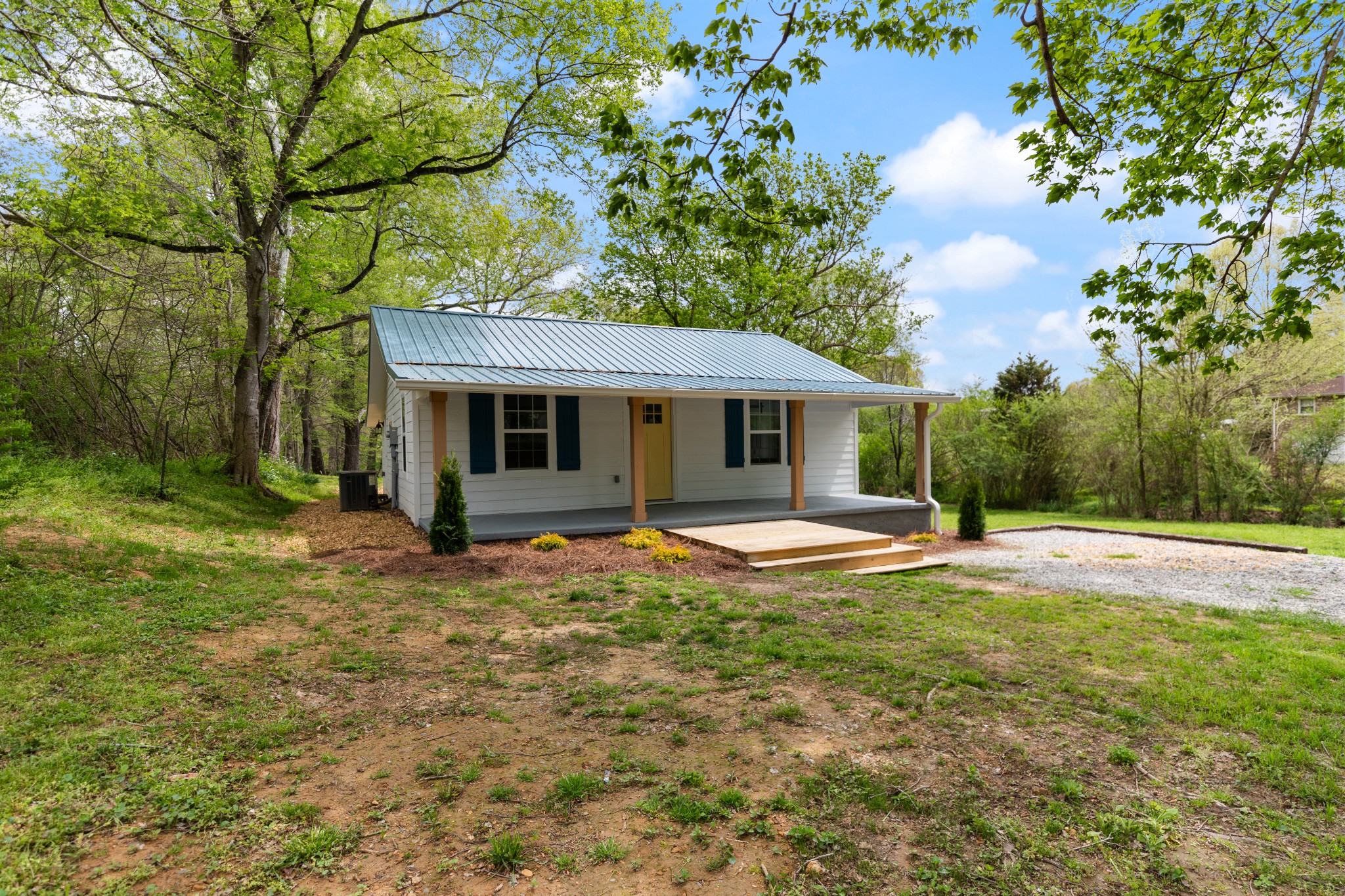 7517 Johnny Crow Road Lyles, TN 37098 - Photo 4 of 38 Gallery Image 4