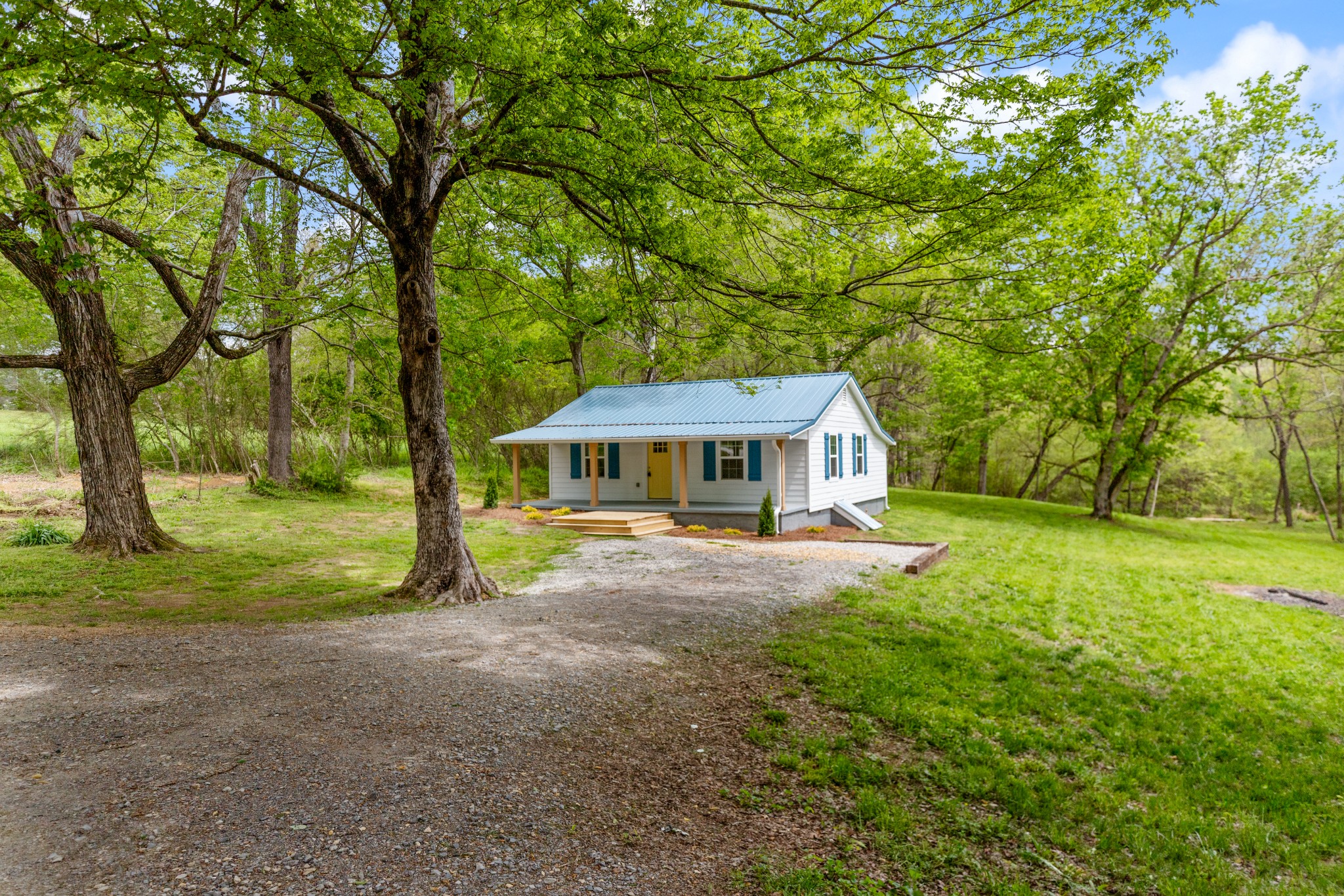 7517 Johnny Crow Road Lyles, TN 37098 - Photo 5 of 38 Gallery Image 5