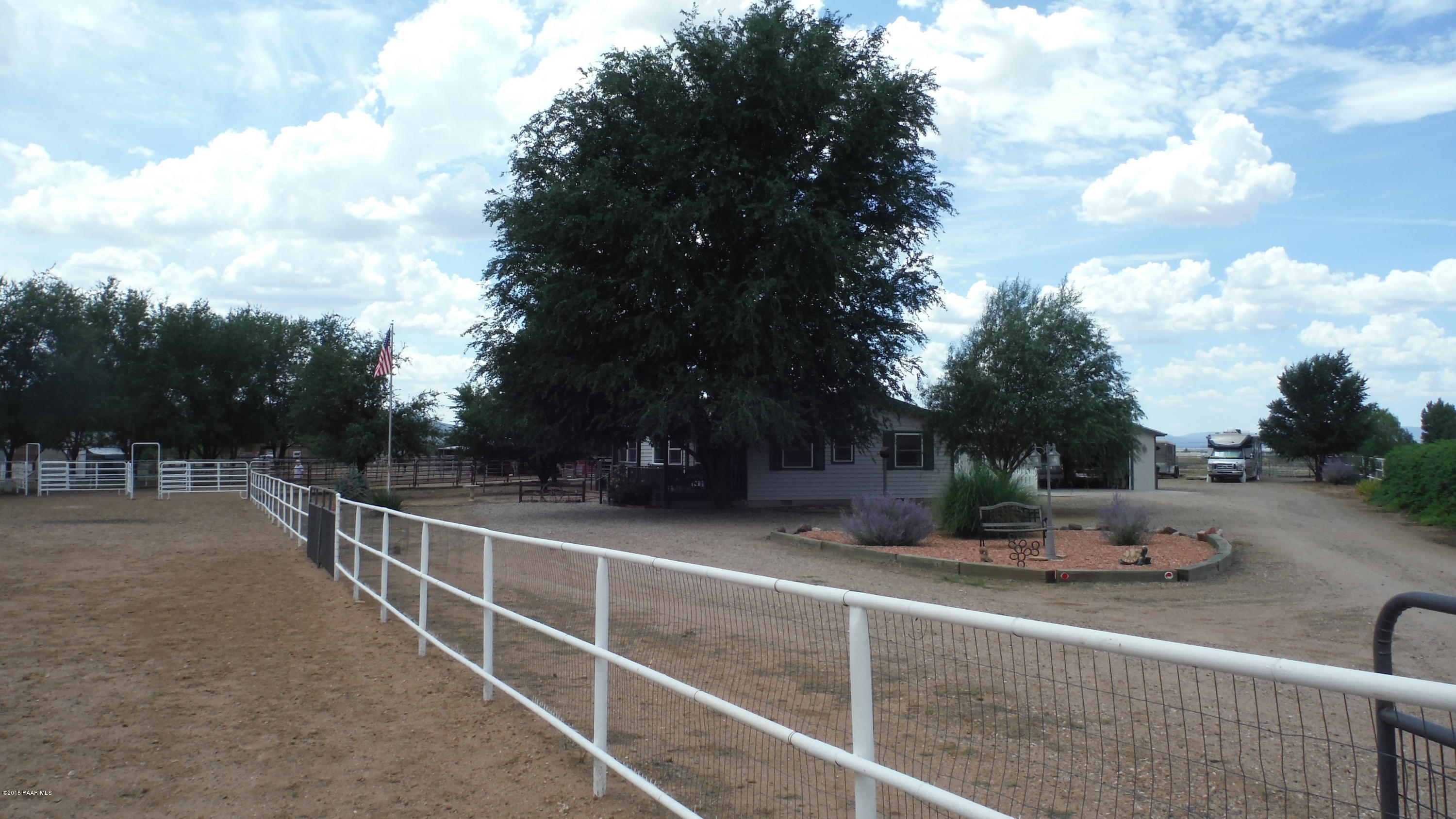 25356 North High Desert Road Paulden, AZ 86334 - Photo 1 of 56 a view of a tennis court
