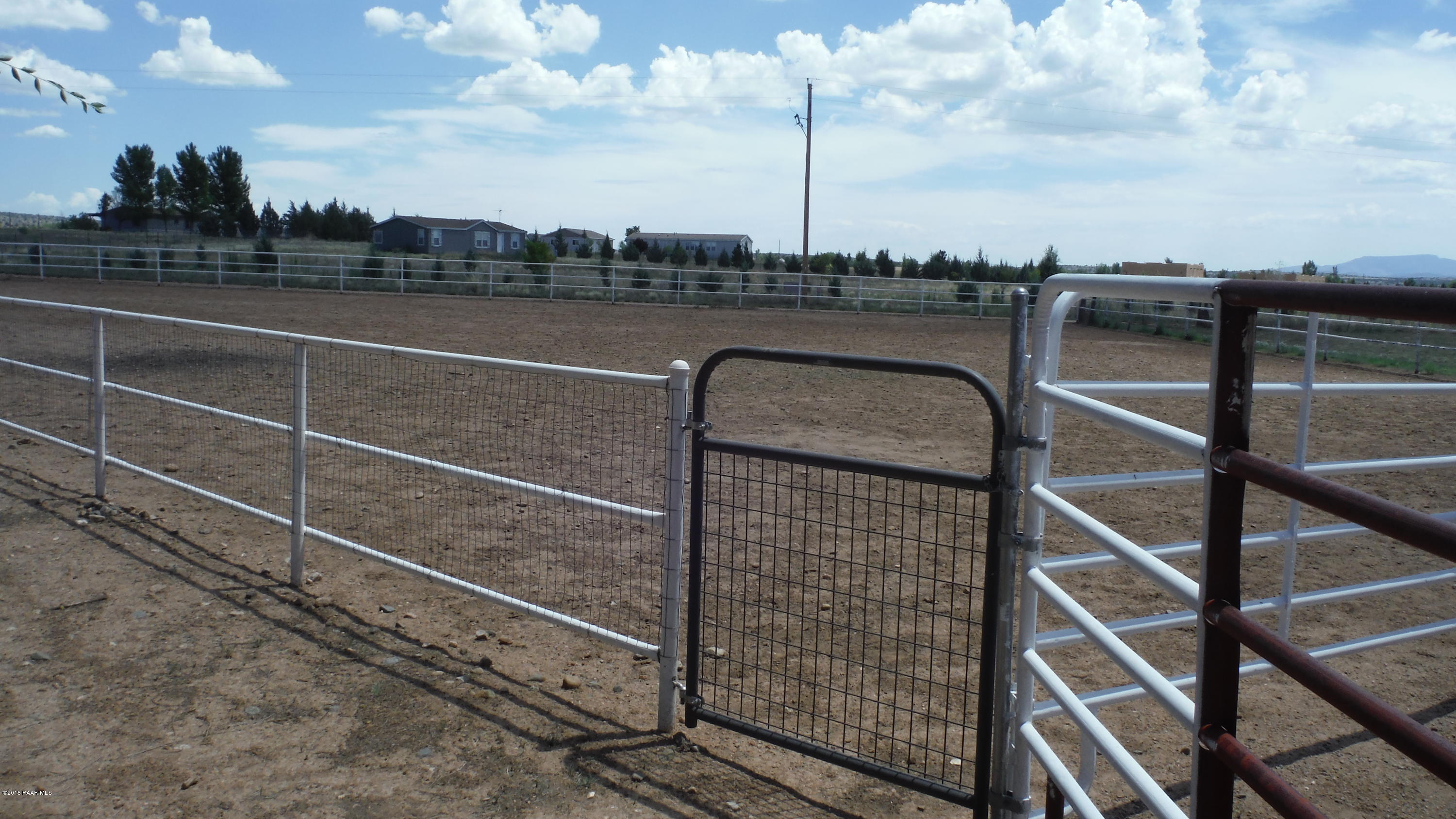 25356 North High Desert Road Paulden, AZ 86334 - Photo 15 of 56 FRONT PASTURE