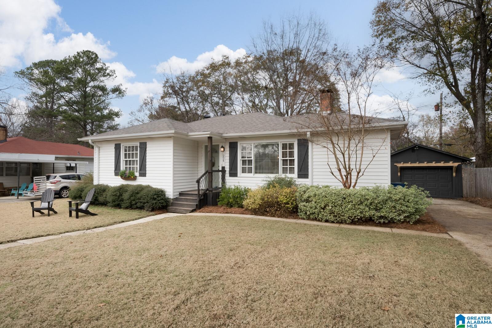 224 Raleigh Avenue Birmingham, AL 35209 - Photo 1 of 18